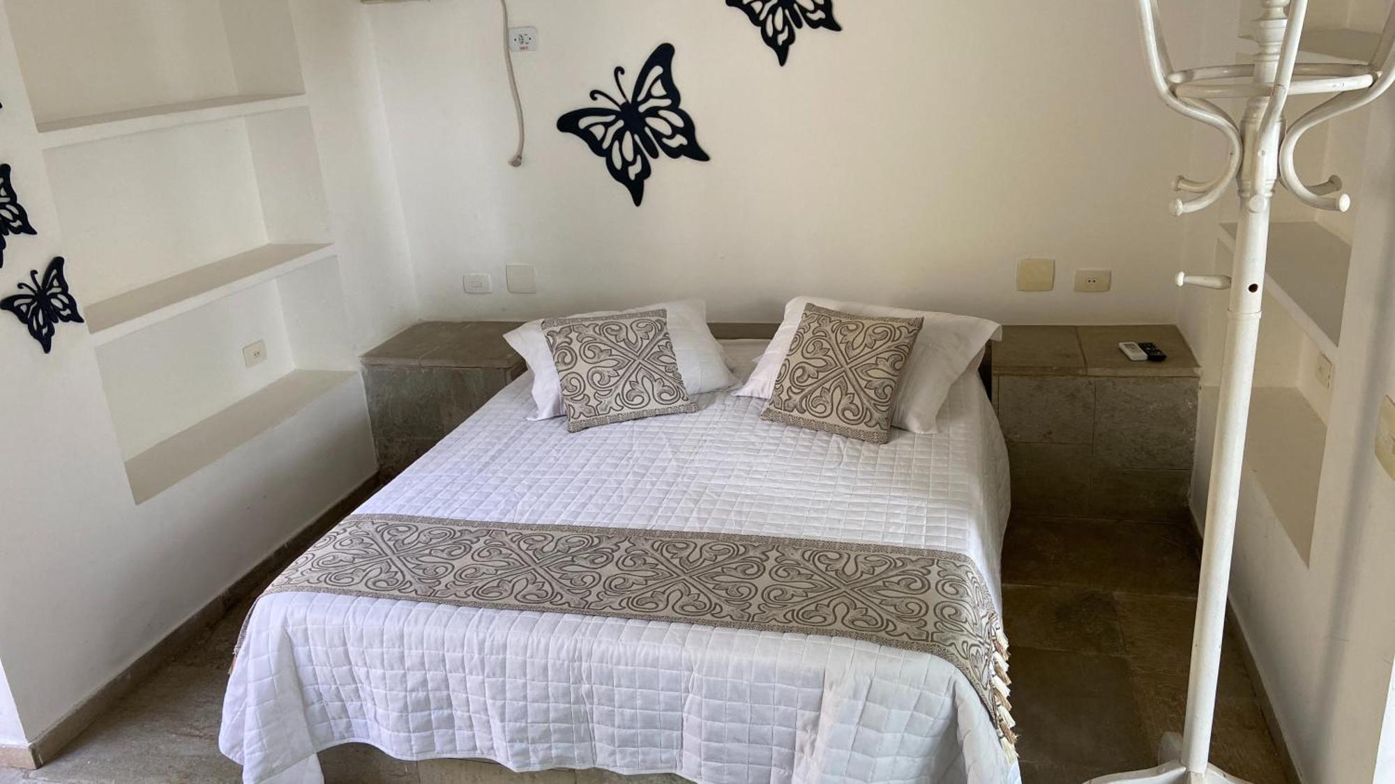 Queen Suite,1588264036:JPEG